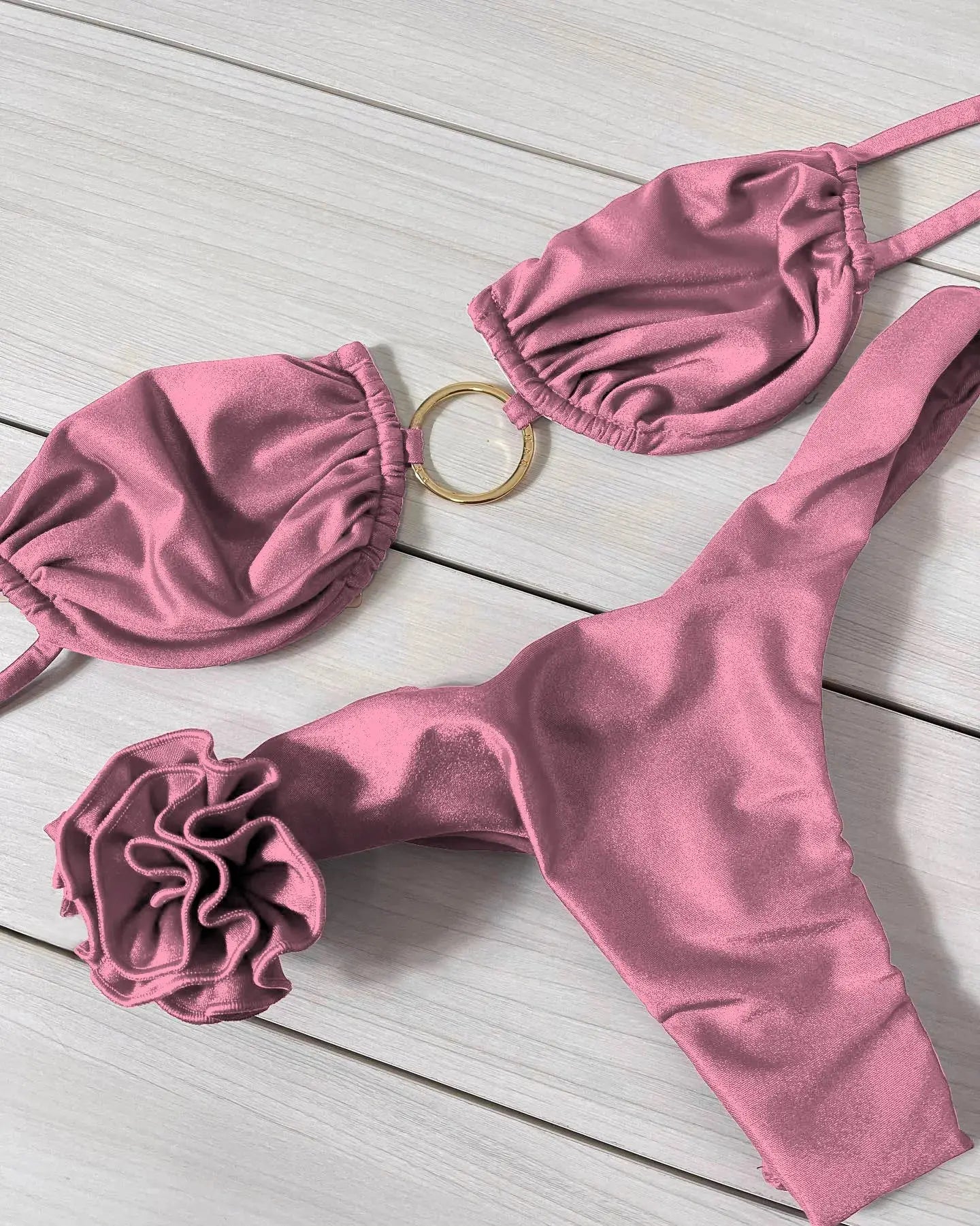 Saria Two Piece Swimsuit for Trendy Beach Style - Love Salve